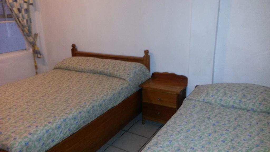 Las Palmas Hotel Corozal Rum bild
