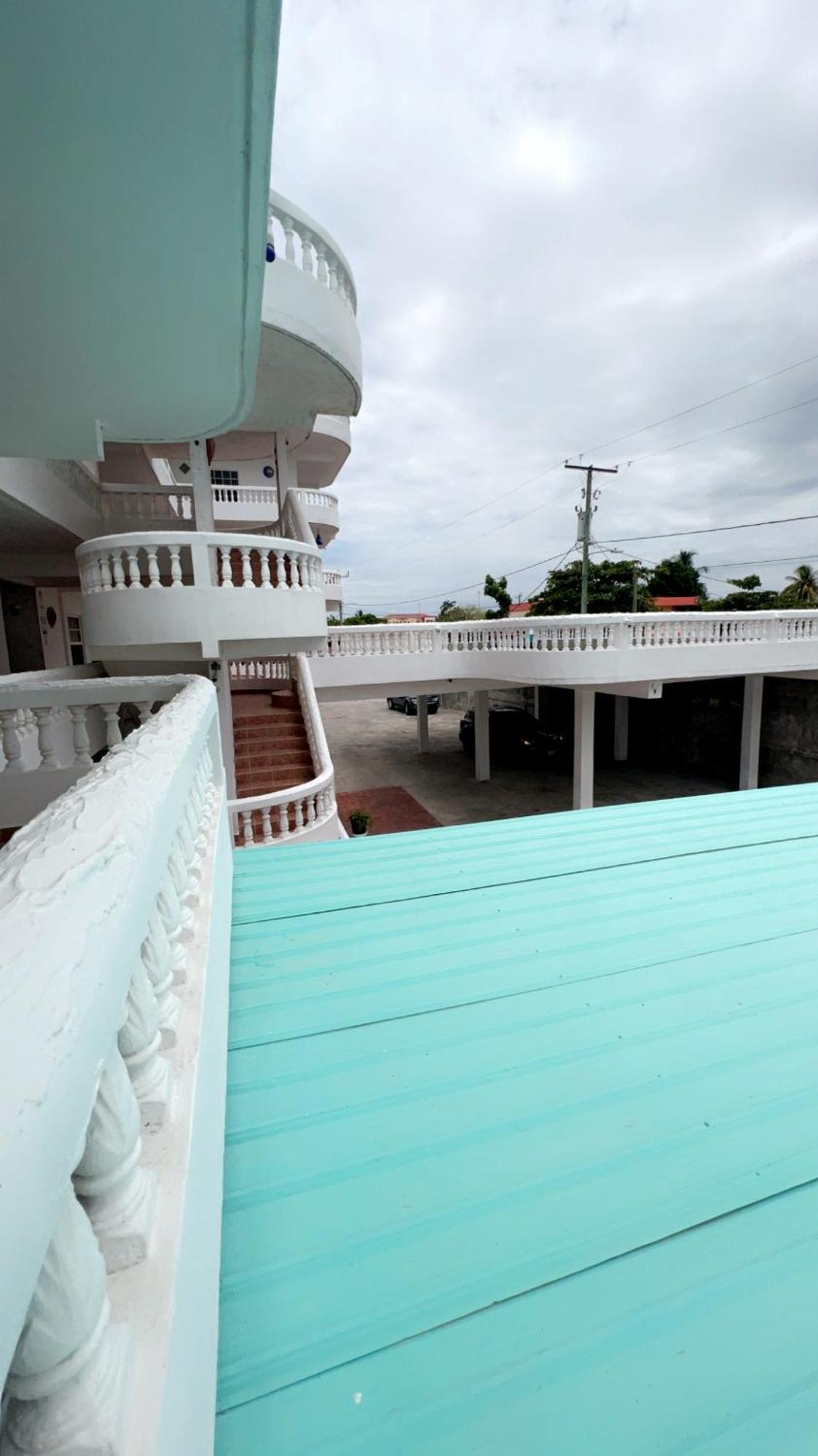 Las Palmas Hotel Corozal Exteriör bild