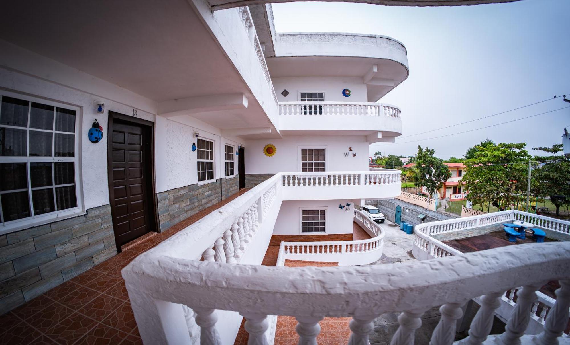 Las Palmas Hotel Corozal Exteriör bild